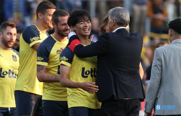 日本球员比甲替补登场,比甲日本球员