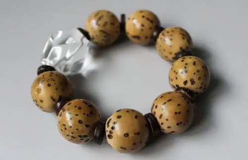 千眼精品盘玩教程,刚买的千眼菩提怎么盘出包浆