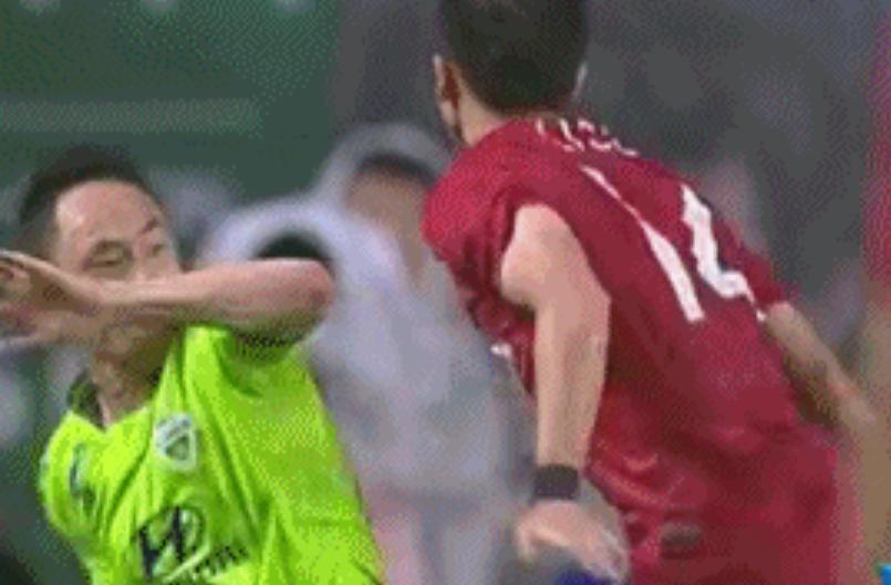 韩国球员打人事件,韩国球员打人