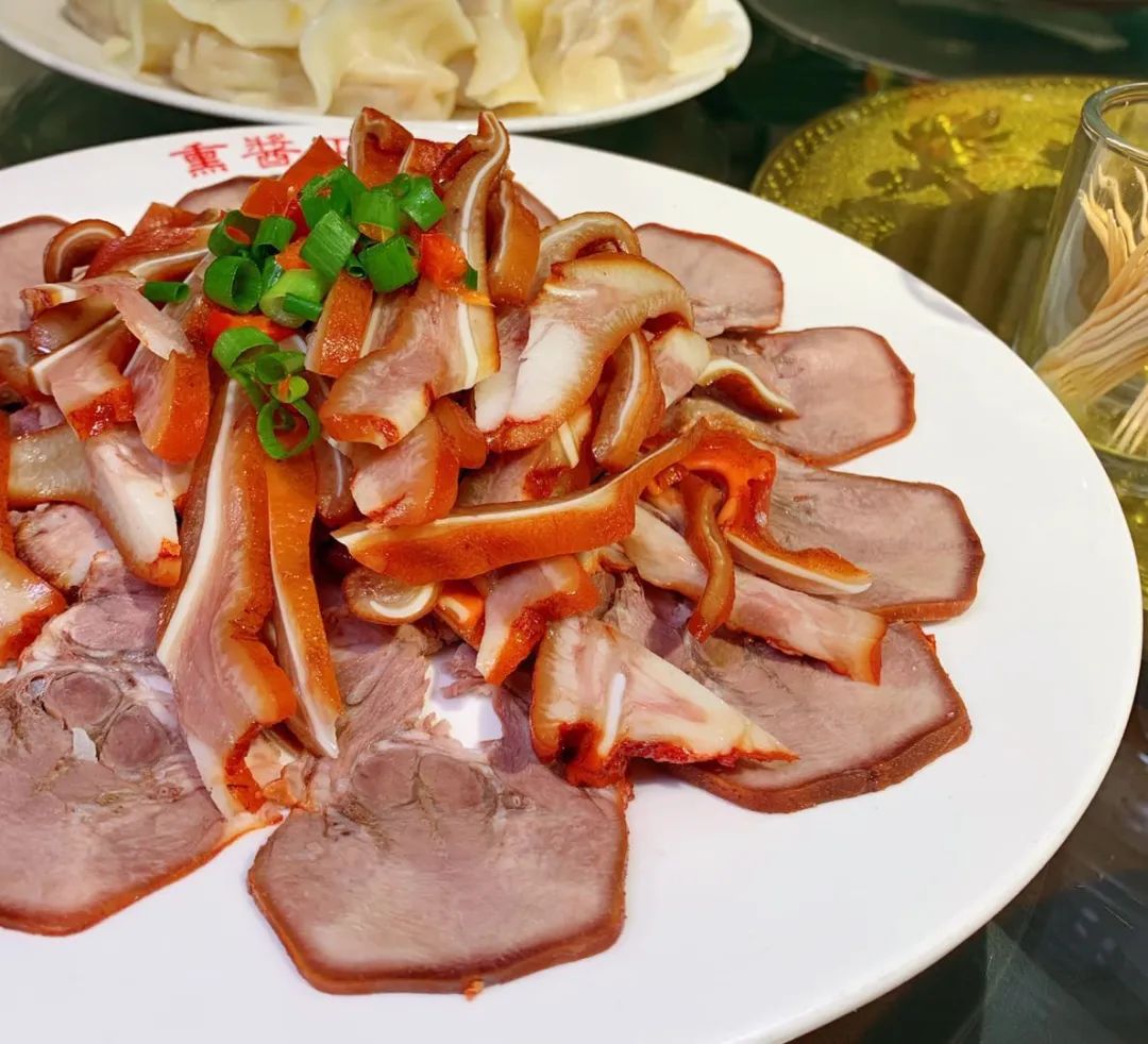 长春网红熏酱馆小酒馆,长春口碑最好的熏酱