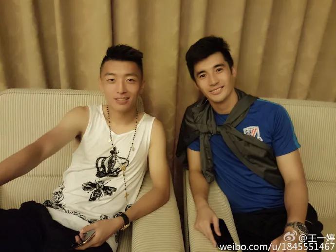 「早晚要认识」帅气逼人的国脚杨旭和他美艳女主持太太