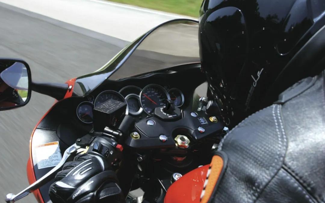 2023款铃木隼骑行感受,铃木隼改装合集