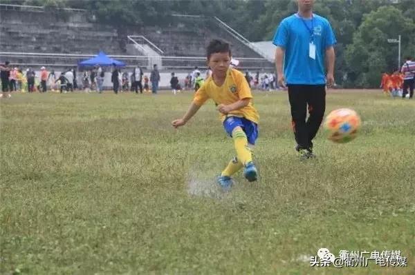 全国首批少儿足球特色幼儿园,成都全国足球特色幼儿园