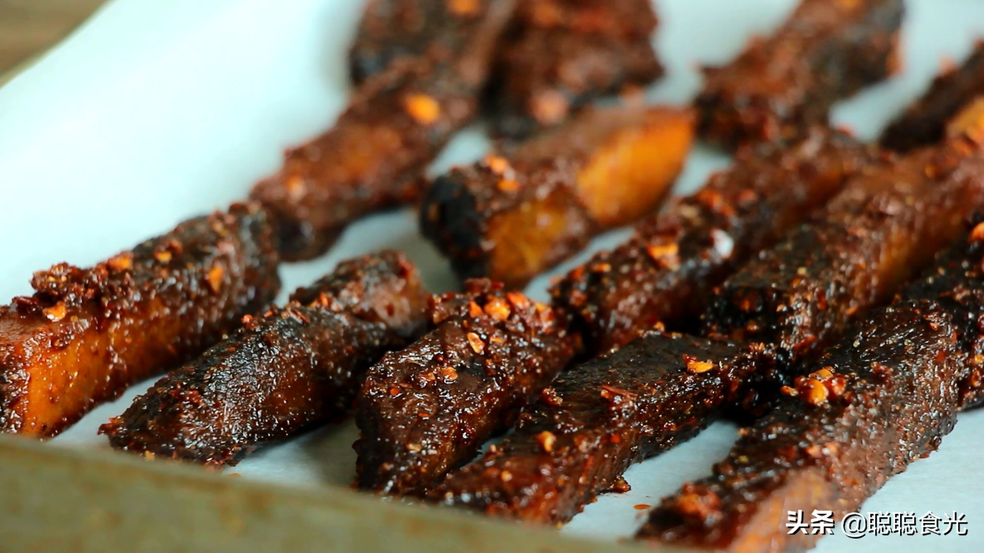 麻辣吮指牛肉私家做法,麻辣牛肉干吃法