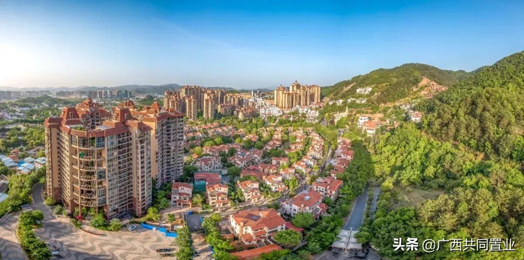 鎴戝湪鍗楀畞绛変綘瑙嗛,鎴戝湪鍗楀畞绛変綘鍘熺増