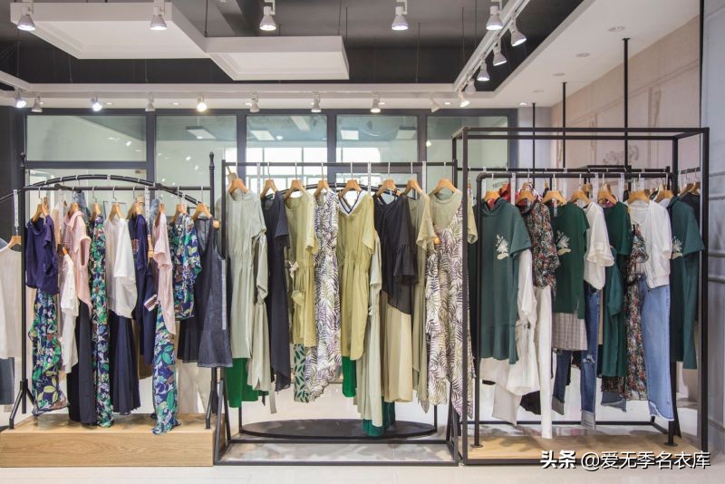 女装批发网一手货源哪个靠谱,怎么找到女装厂家一手货源