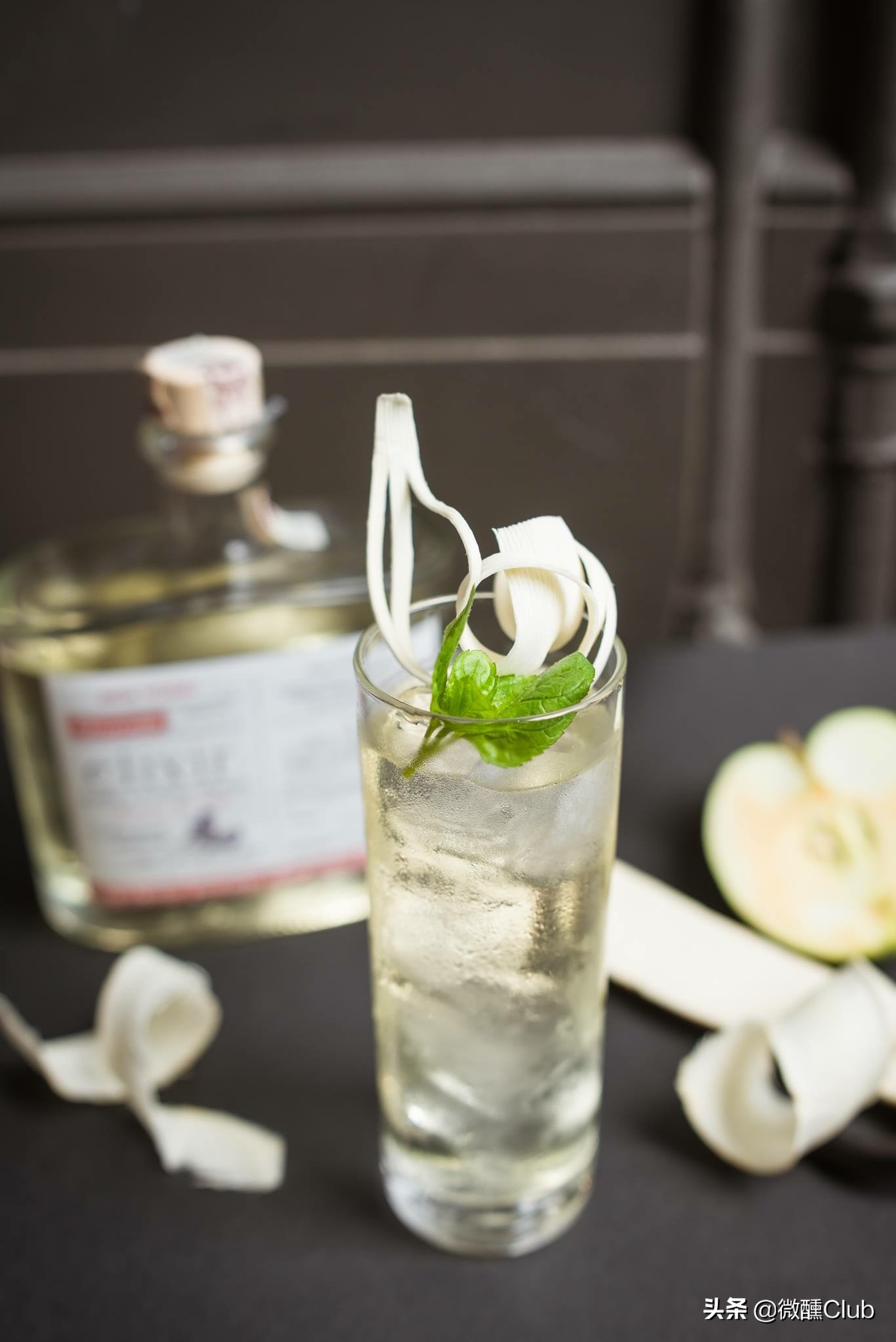 酒吧营销技巧培训课程,调酒吧台培训方案