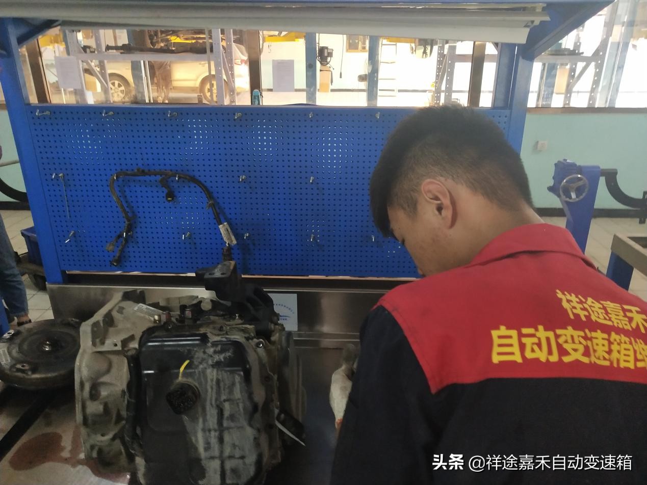 道奇酷威前进挡没有倒挡,道奇酷威变速箱维修后倒挡不走