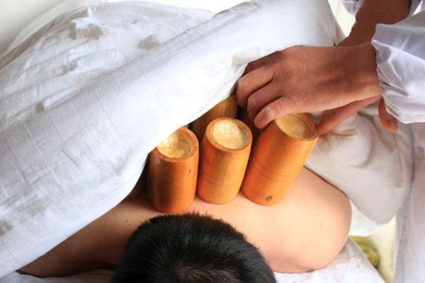 负离子拔罐对人体有什么好处,拔罐对腰间盘突出有什么好处