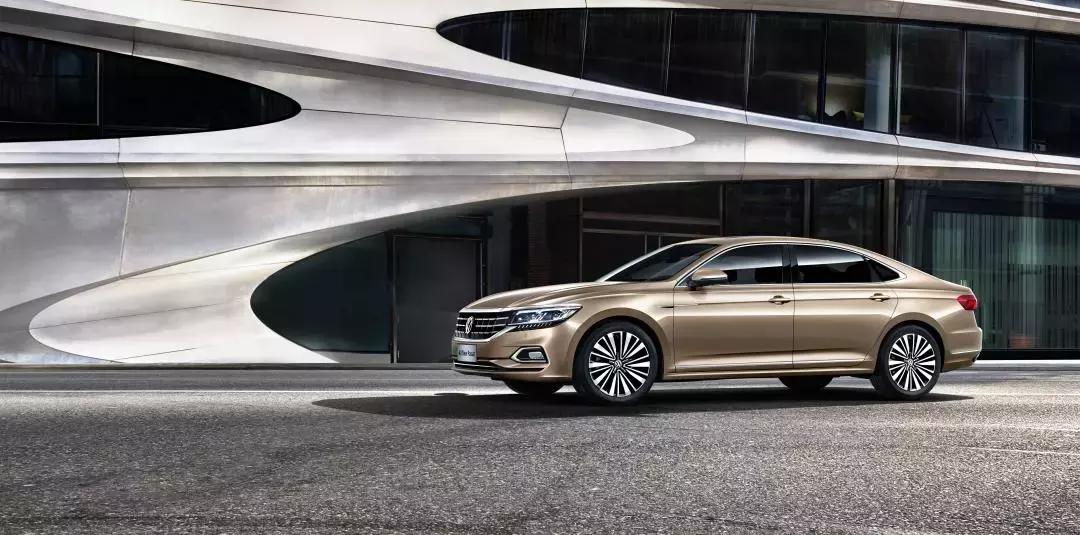 帕萨特330tsi尊贵版实测,帕萨特330豪华版试驾感受