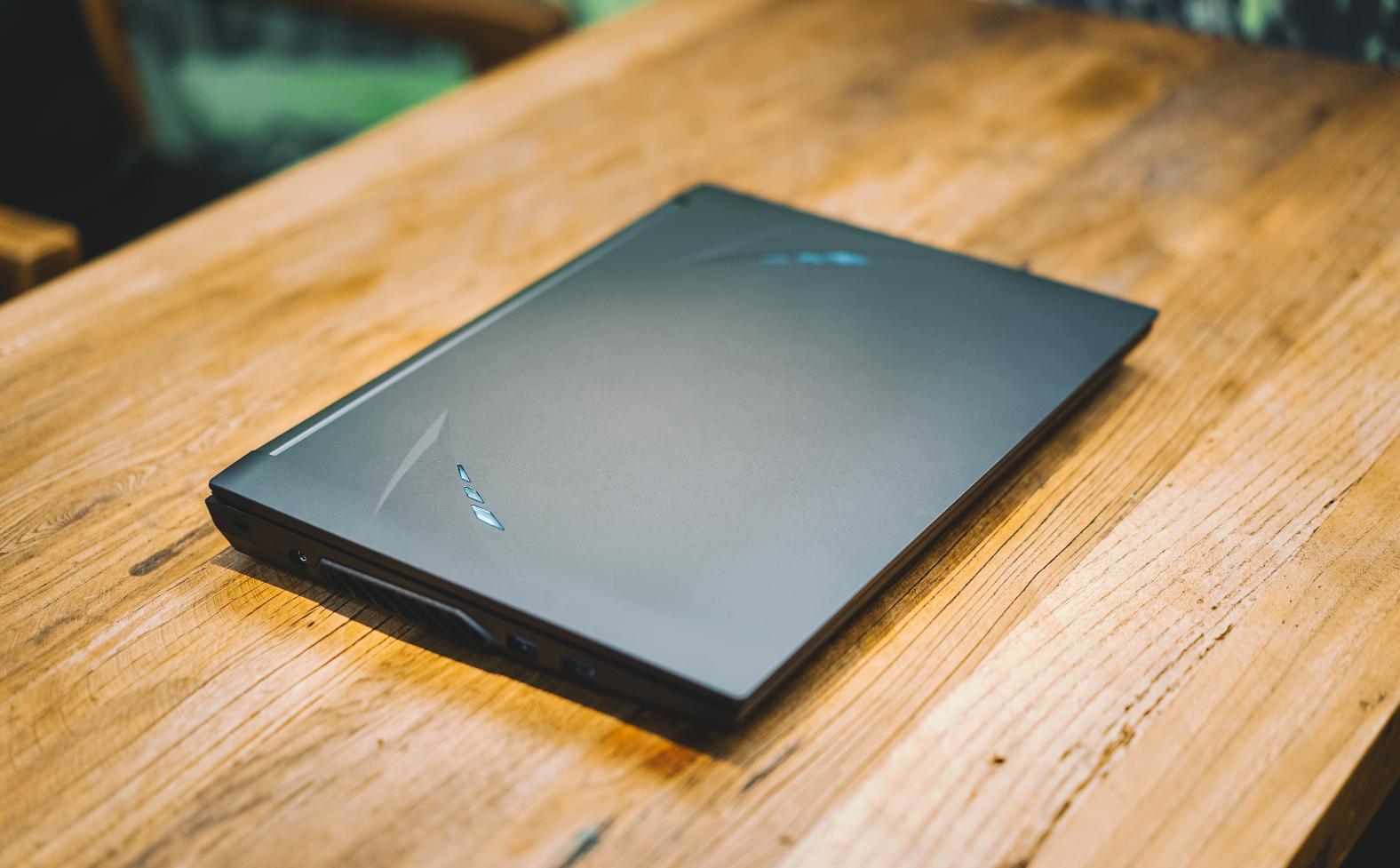 炫龙m7-e8s3怎么样,炫龙m7e6s3优缺点