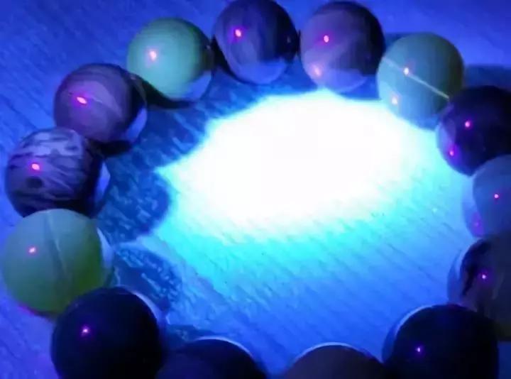 天然蜜蜡的鉴别方法,最简单的鉴别蜜蜡的方法