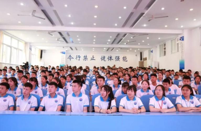 普职与职高的区别,技校跟公立职高怎么选