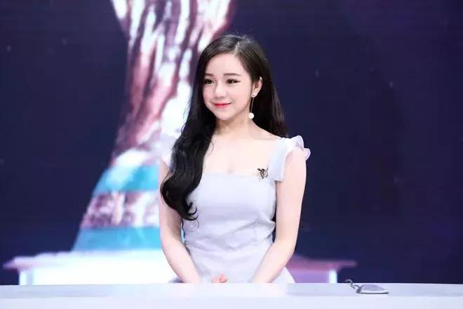 越南足球宝宝写真,越南足球秀腹肌