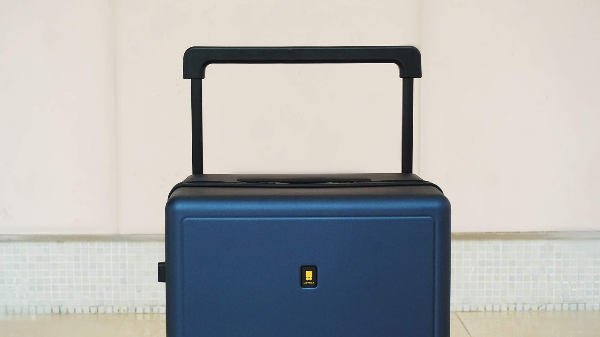 有颜值又能装,出门旅行怎能少了她,地平线8号大旅行家宽拉杆箱