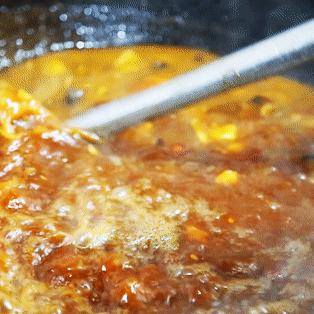 隐藏在巷子里的地锅鸡好吃,这家藏在巷子里的30年老字号