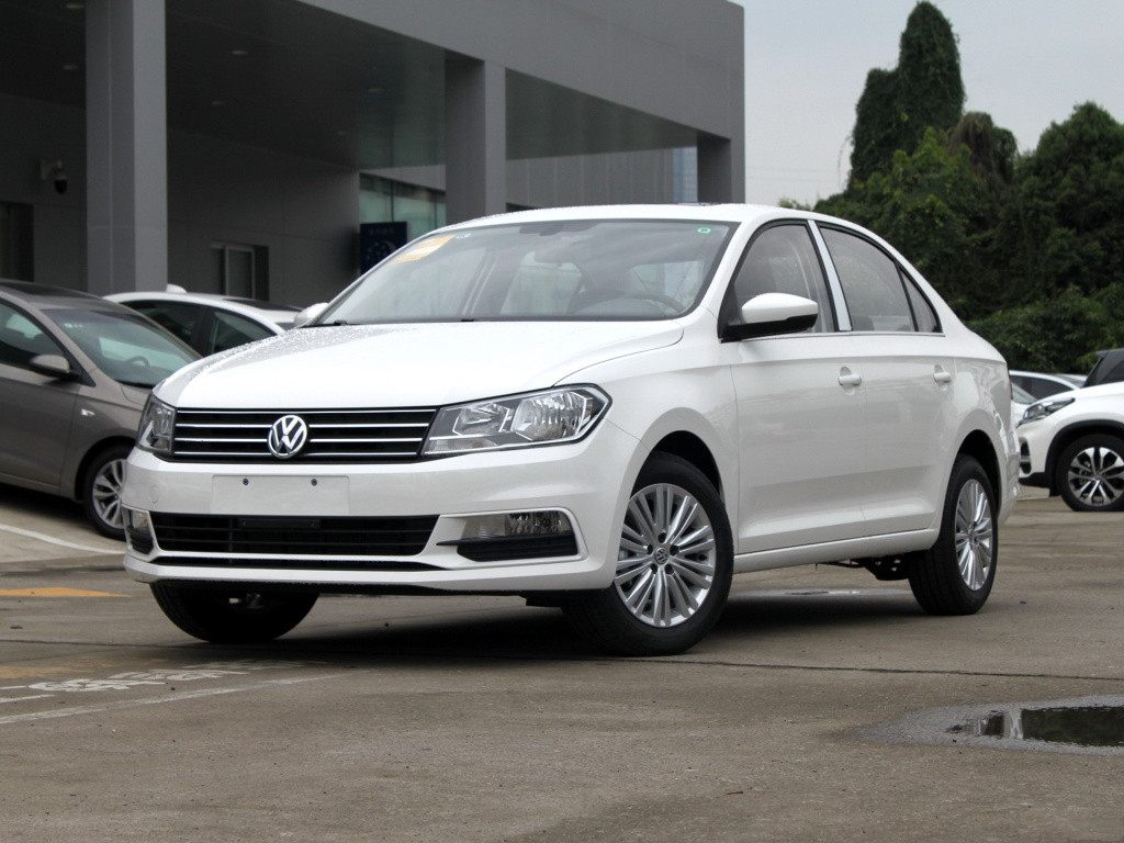 桑塔纳和朗逸哪个更值得购买,高配桑塔纳价格