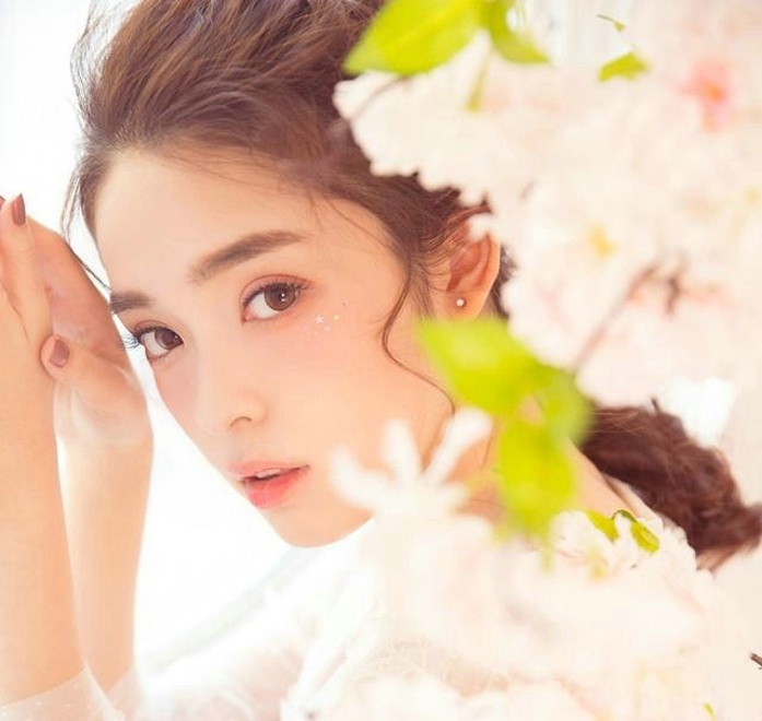 角质层薄早上不洗脸直接抹面霜,角质层很薄的皮肤怎么上妆不卡粉