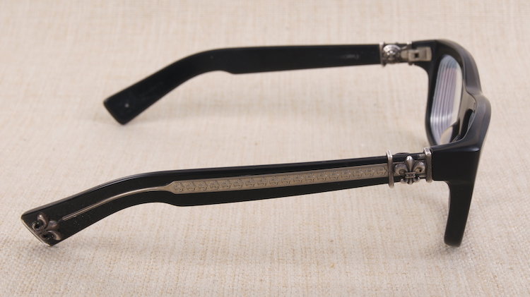 眼镜坏了用哪种胶才能粘好,眼镜坏了可以用啥胶粘