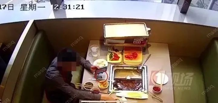 顾客就餐时吃出异物,餐厅要如何快速反应?