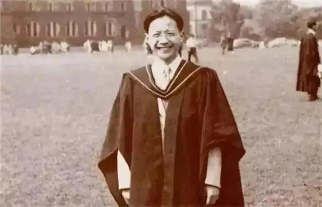 力学之父钱伟长采访视频,力学之父钱伟长转专业