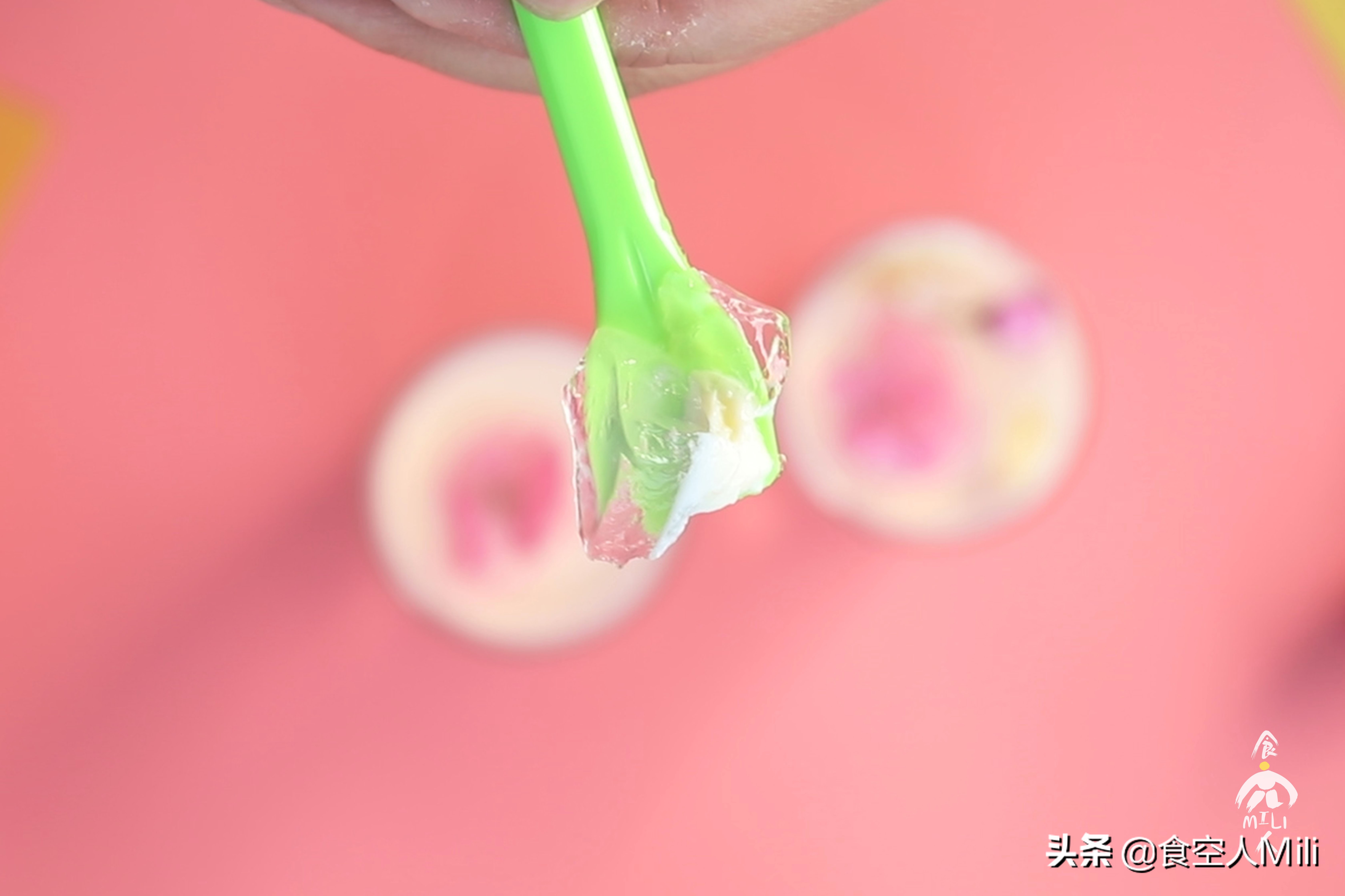 最火的樱花果冻甜品,超醇滑芝士布丁