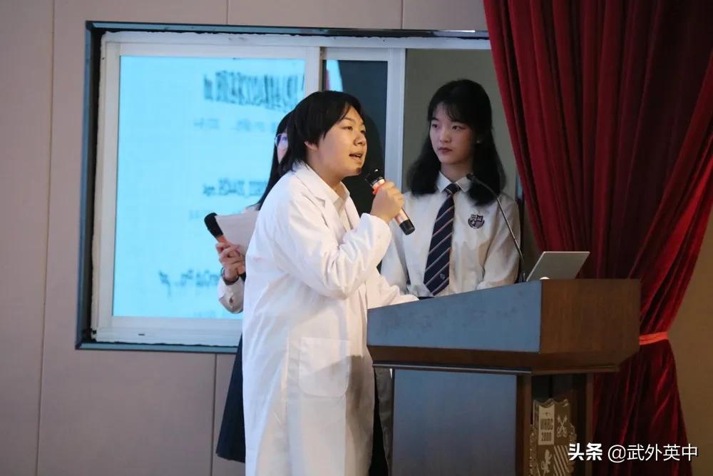 嘉年华前的“未雨绸缪”——记英中高中部社团联宣讲会顺利举行