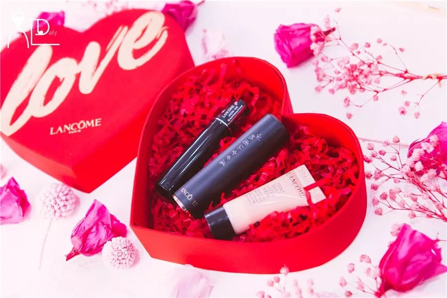 兰蔻情人节礼物口红开箱,兰蔻七夕节限定口红单支装