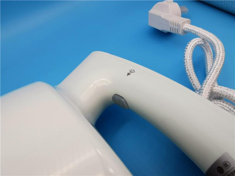 便携式熨烫机如何熨衬衫,衣服起皱哪款熨烫机好