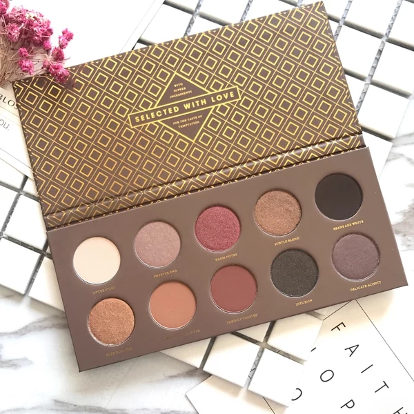 橘朵眼影盘哪个好看,哪个品牌的眼影盘质量好且又好看