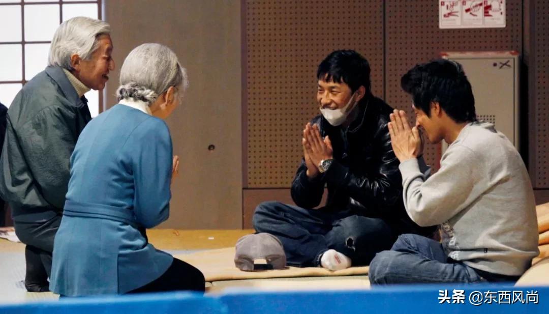 错伏美智子穿和服视频,日本皇太后美智子