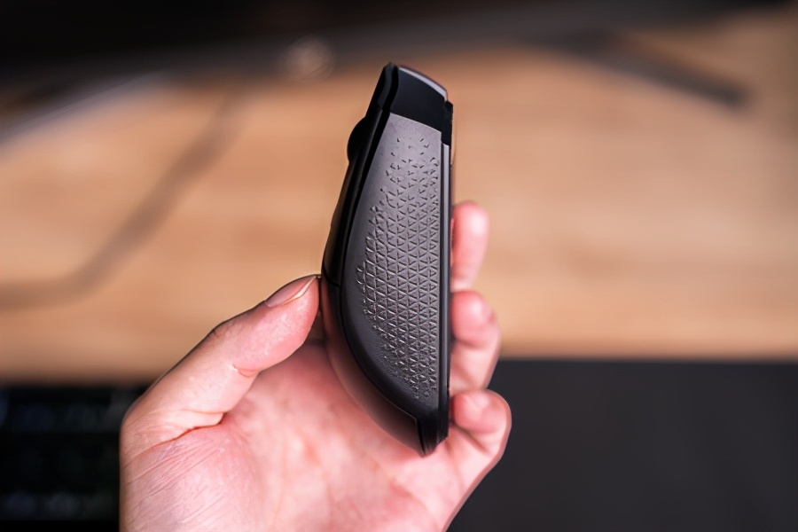 海盗船katarpro鼠标评测,美商海盗船最便宜的鼠标