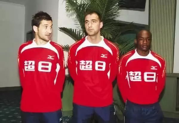 十一年万人体育场，武磊和徐根宝走了，留下的将是什么？