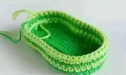 简单婴儿靴子毛线鞋,可爱款钩针宝宝鞋