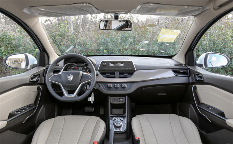 练手车最佳推荐新车自动落地7万,推荐几款3万内练手好车