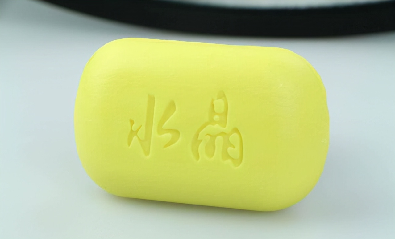 湖南校花坚持用硫磺皂洗头,杭州一女孩坚持用硫磺皂洗头