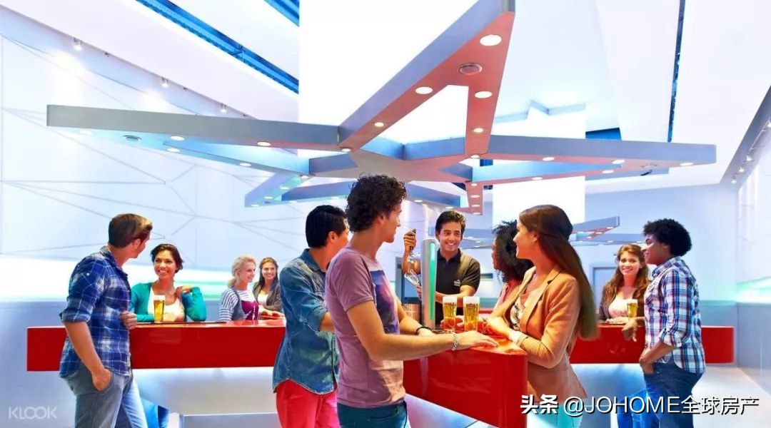 去了荷兰，168的我感觉自己像个霍比特人