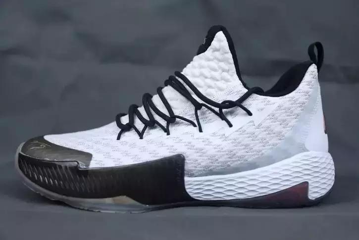 各品牌性价比超高篮球鞋,性价比最好的几双篮球鞋