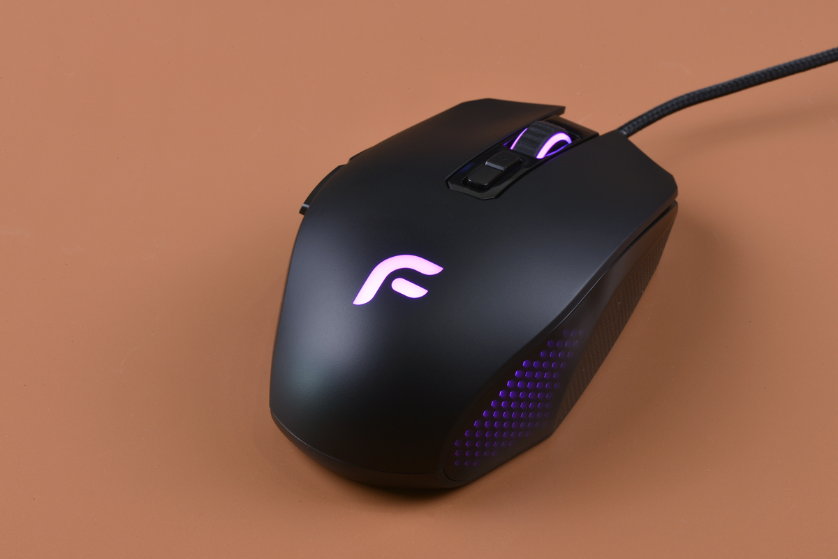 无线游戏鼠标遇到的问题,为什么无线鼠标不能打游戏