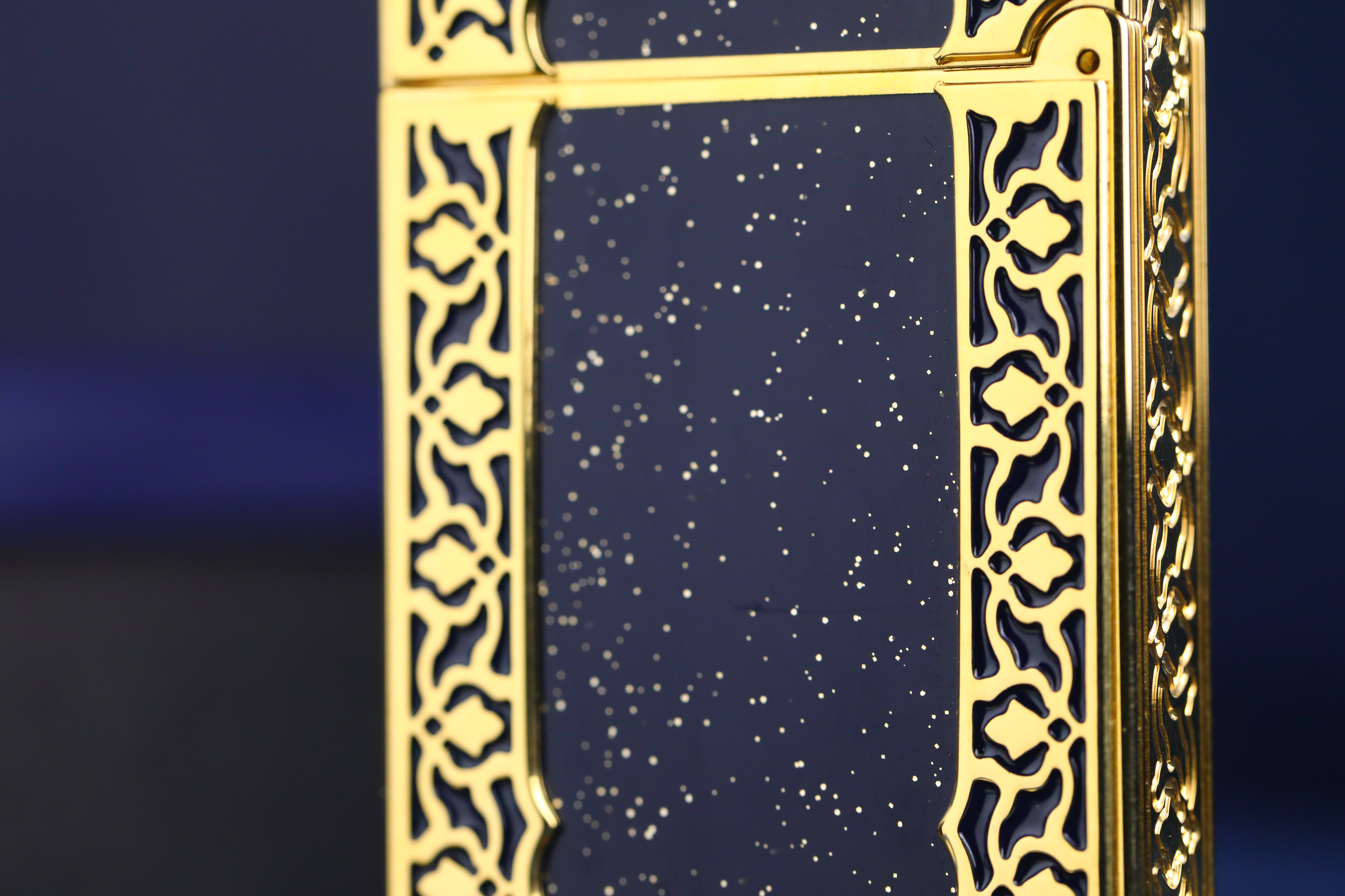 都彭限量版打火机 (都彭打火机70周年限量款)