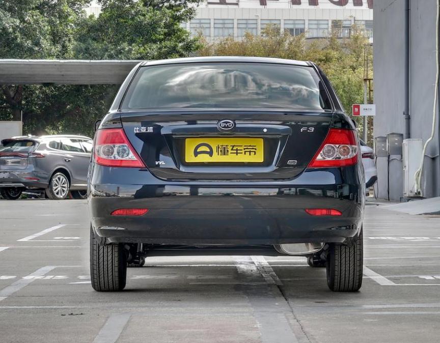 比亚迪f3自动挡二手车,比亚迪f3测评经济实惠油耗低