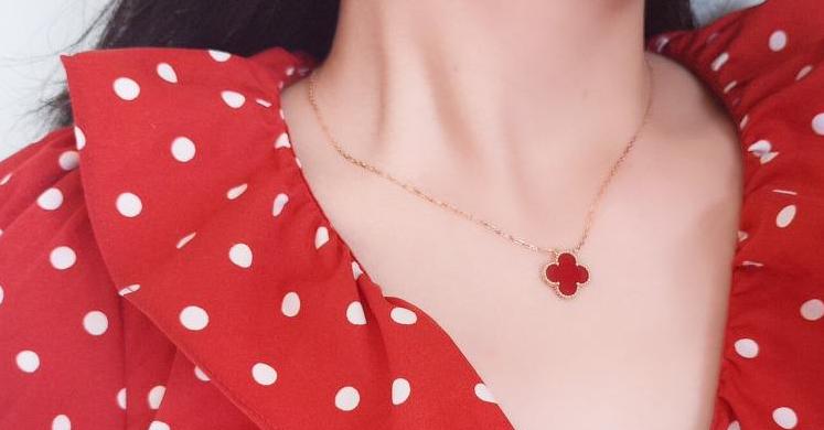 vca梵克雅宝四叶草项链什么价格,vca梵克雅宝项链四叶草女士