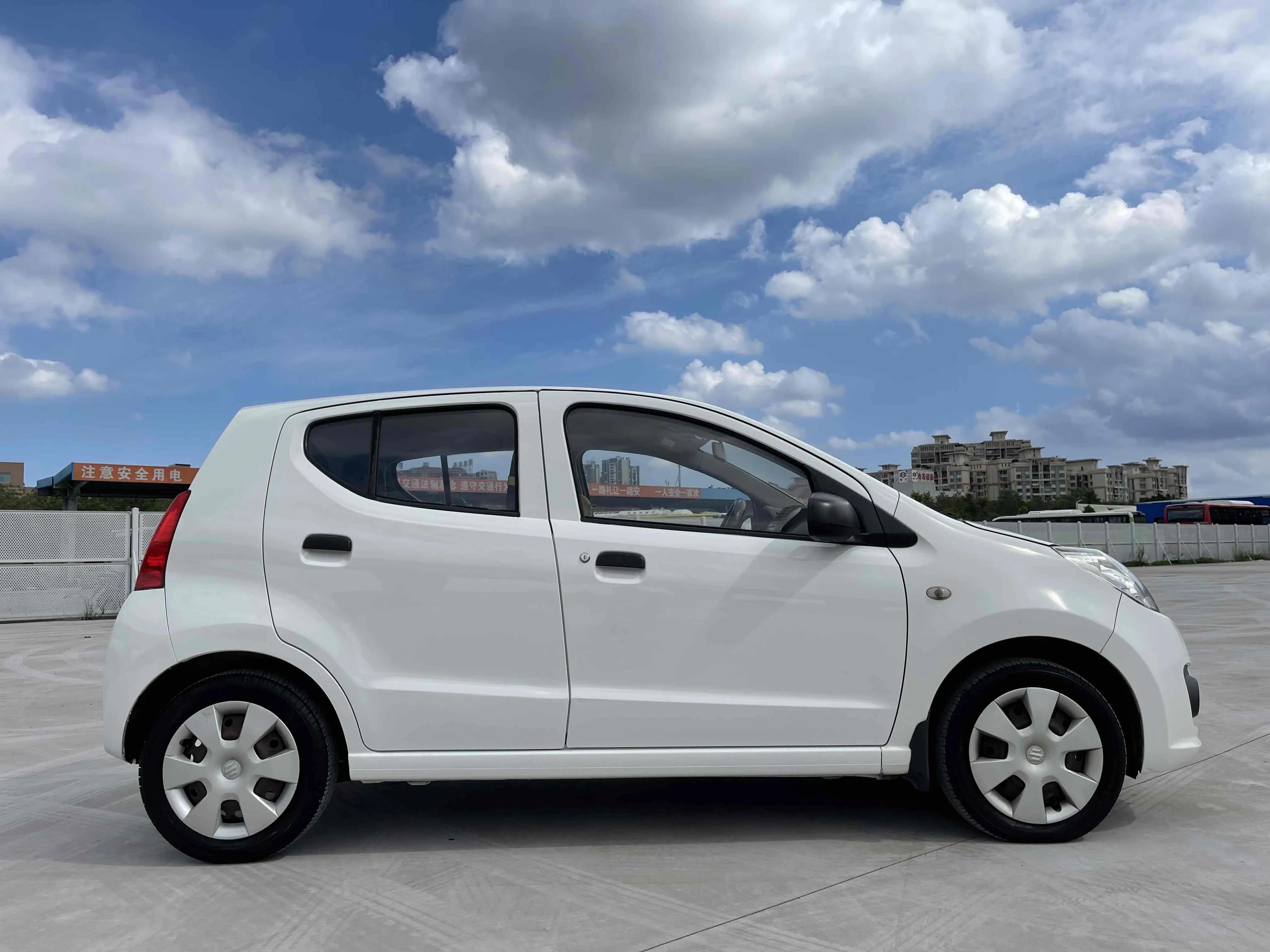 2013款铃木奥拓自动豪华型什么价,铃木奥拓2013款1.0l