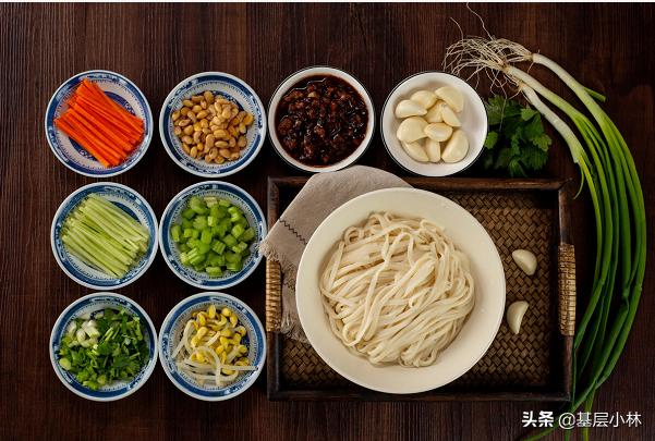 90后女空姐生活,空姐的工资究竟有多高