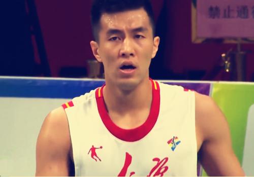郭艾伦33分辽宁加时险胜广东集锦,郭艾伦33分总决赛现场