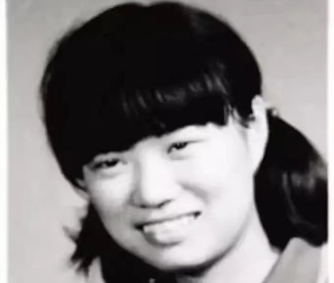 邓文迪离婚案,邓文迪当年离婚获得多少财产