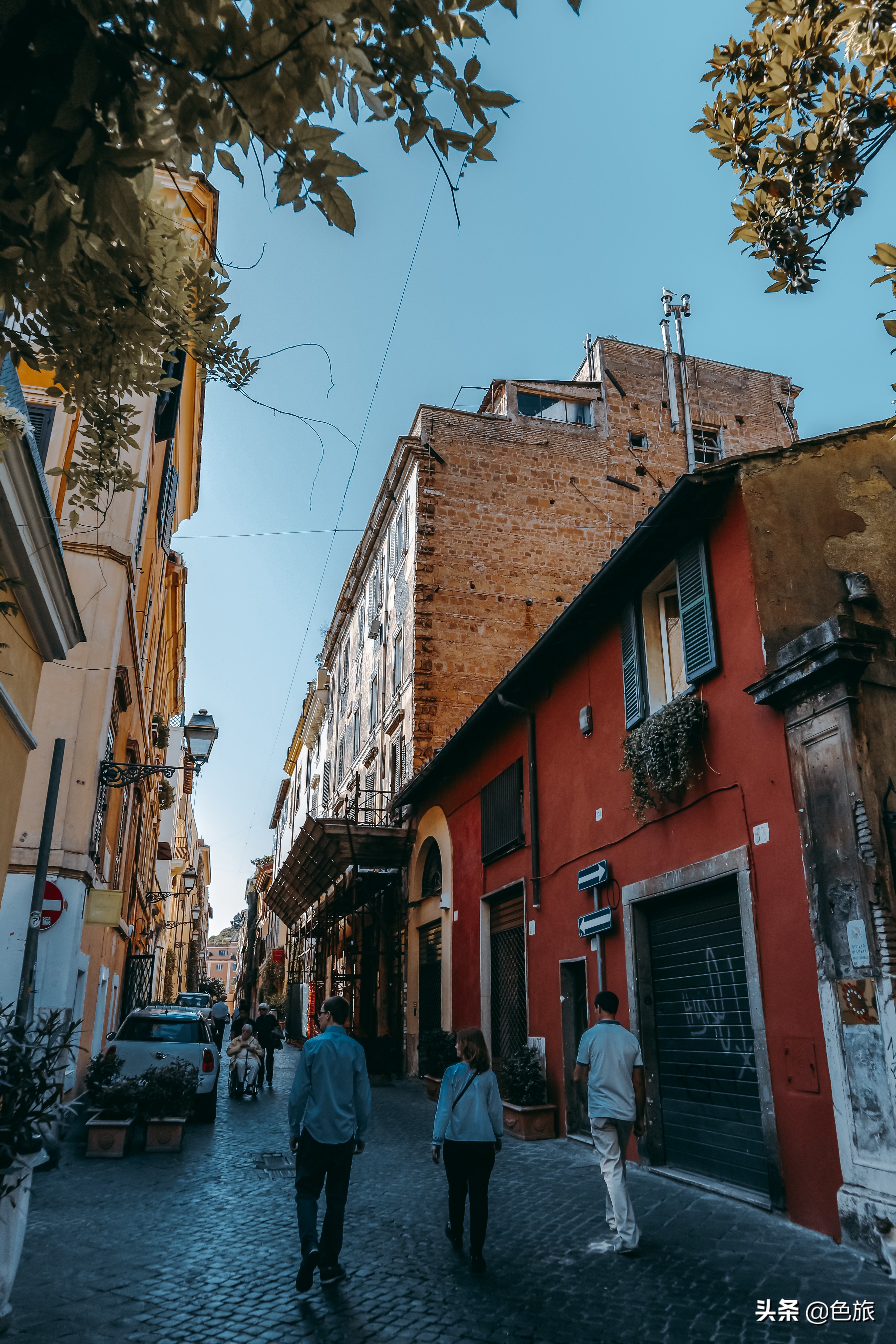 跟随赫本的脚步重温罗马假日,跟着赫本的脚步来到了罗马