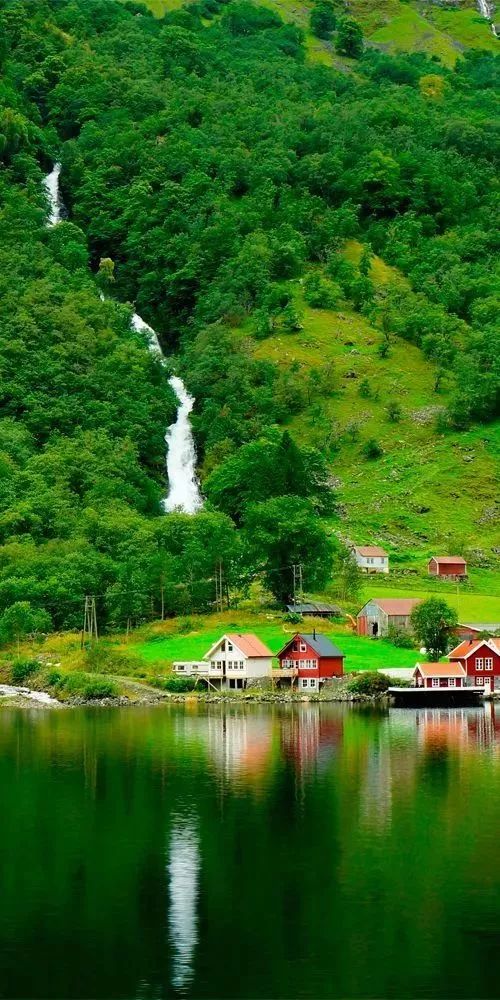 青山绿水国画精品欣赏,精品家居作品欣赏