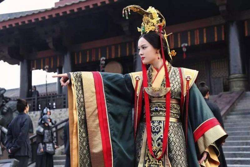 芈月倾国倾城,芈月不愧是霸星的视频