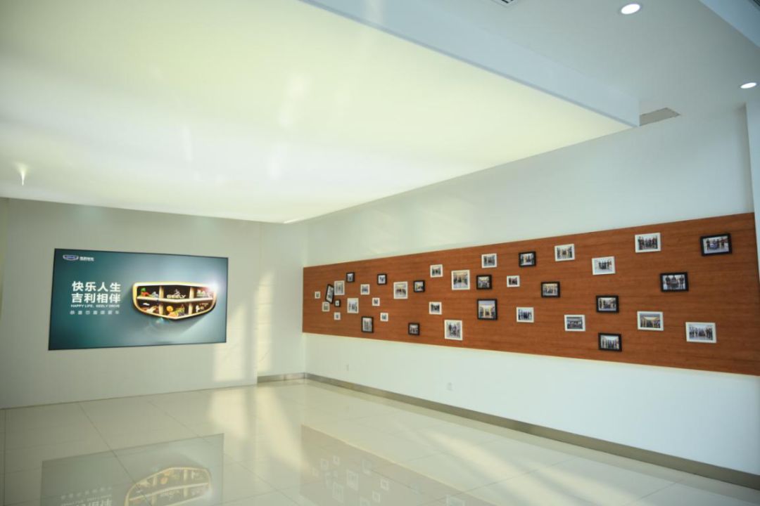 买车也能玩出“新花样”，成都人的娱乐方式在这家4S店都能get